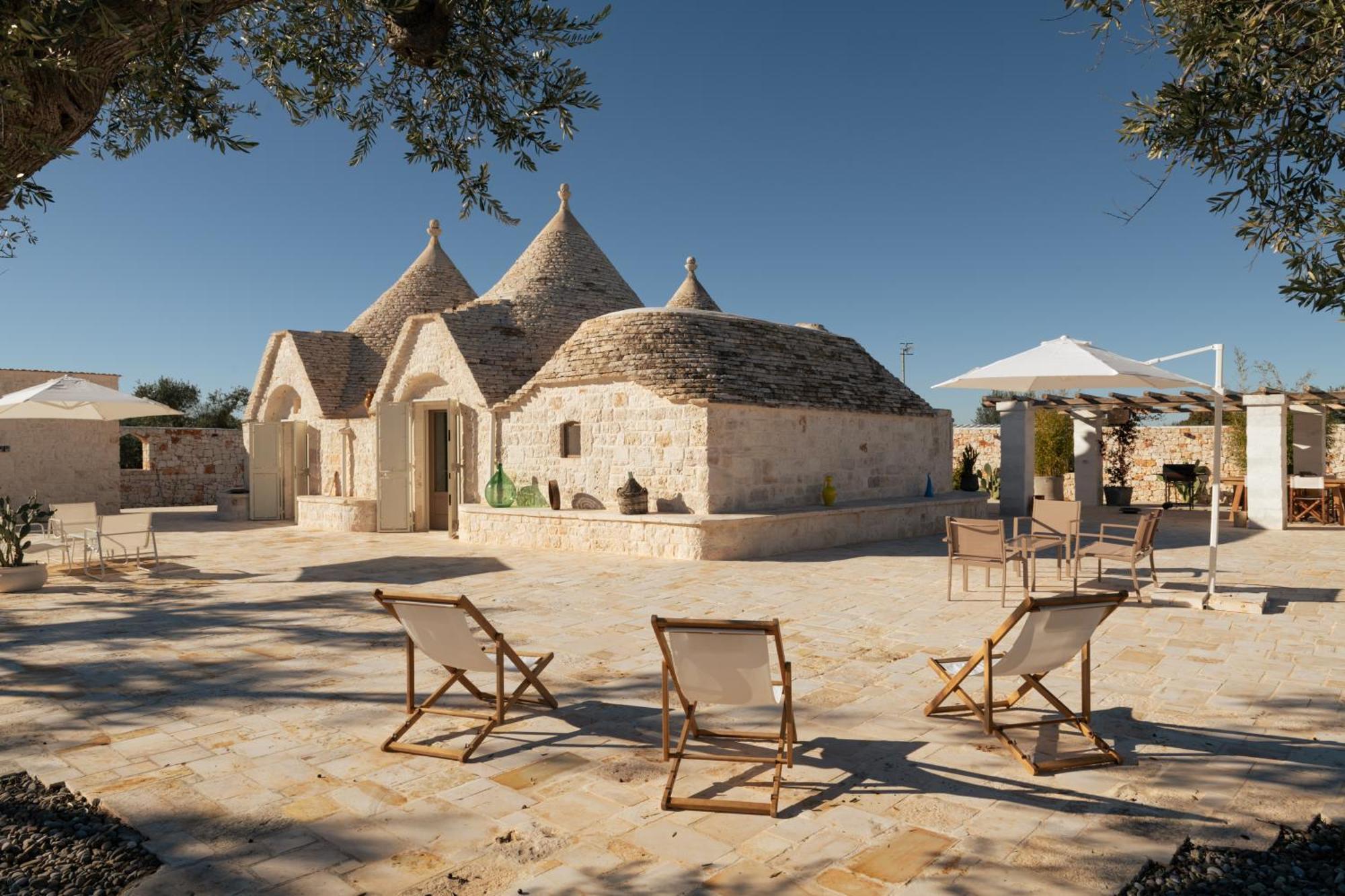 Trulli Del Conte Luxury Holiday Castellana Grotte Esterno foto