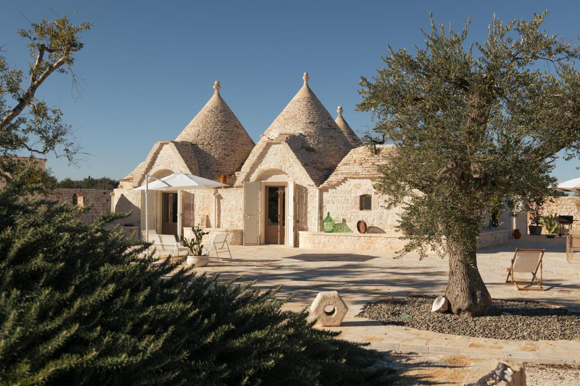 Trulli Del Conte Luxury Holiday Castellana Grotte Esterno foto