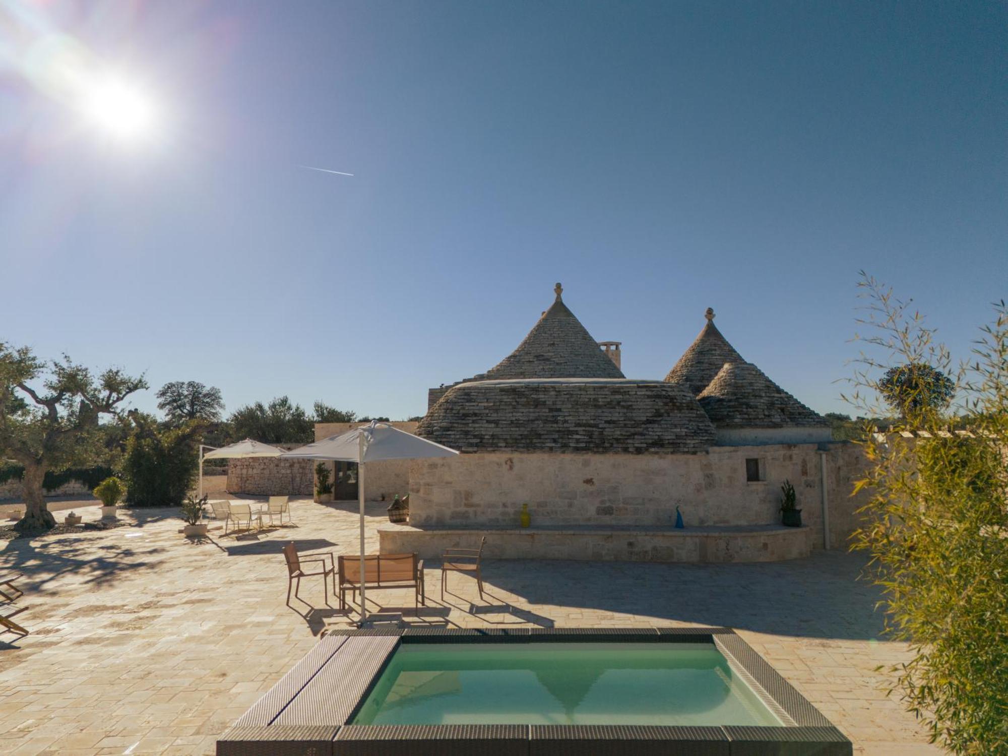 Trulli Del Conte Luxury Holiday Castellana Grotte Esterno foto